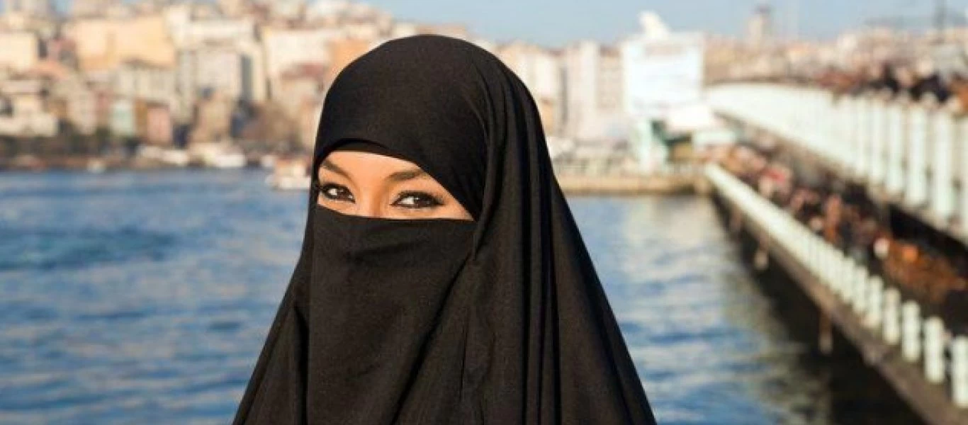 Γυναίκα από την Αραβία θέλει διαζύγιο επειδή ο άντρας της δεν της φωνάζει ποτέ